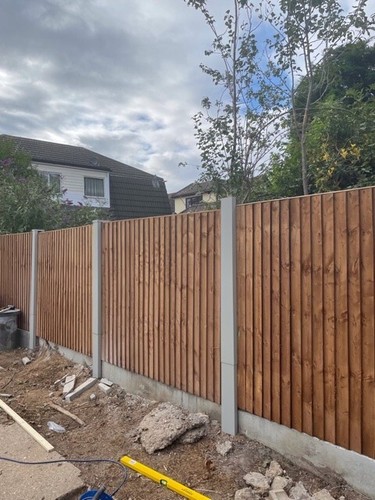 Slotted concrete fence post - concrete,